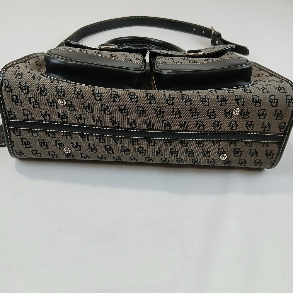 Dooney & Bourke Satchel Bag Womens Gray Black Signature Jacquard Leather EUC - Picture 4 of 15